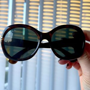 Ray-Ban, tortoise shell, round sunglasses, with case